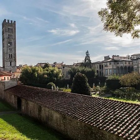 Apartamento Bright 300 Mt From City Lucca